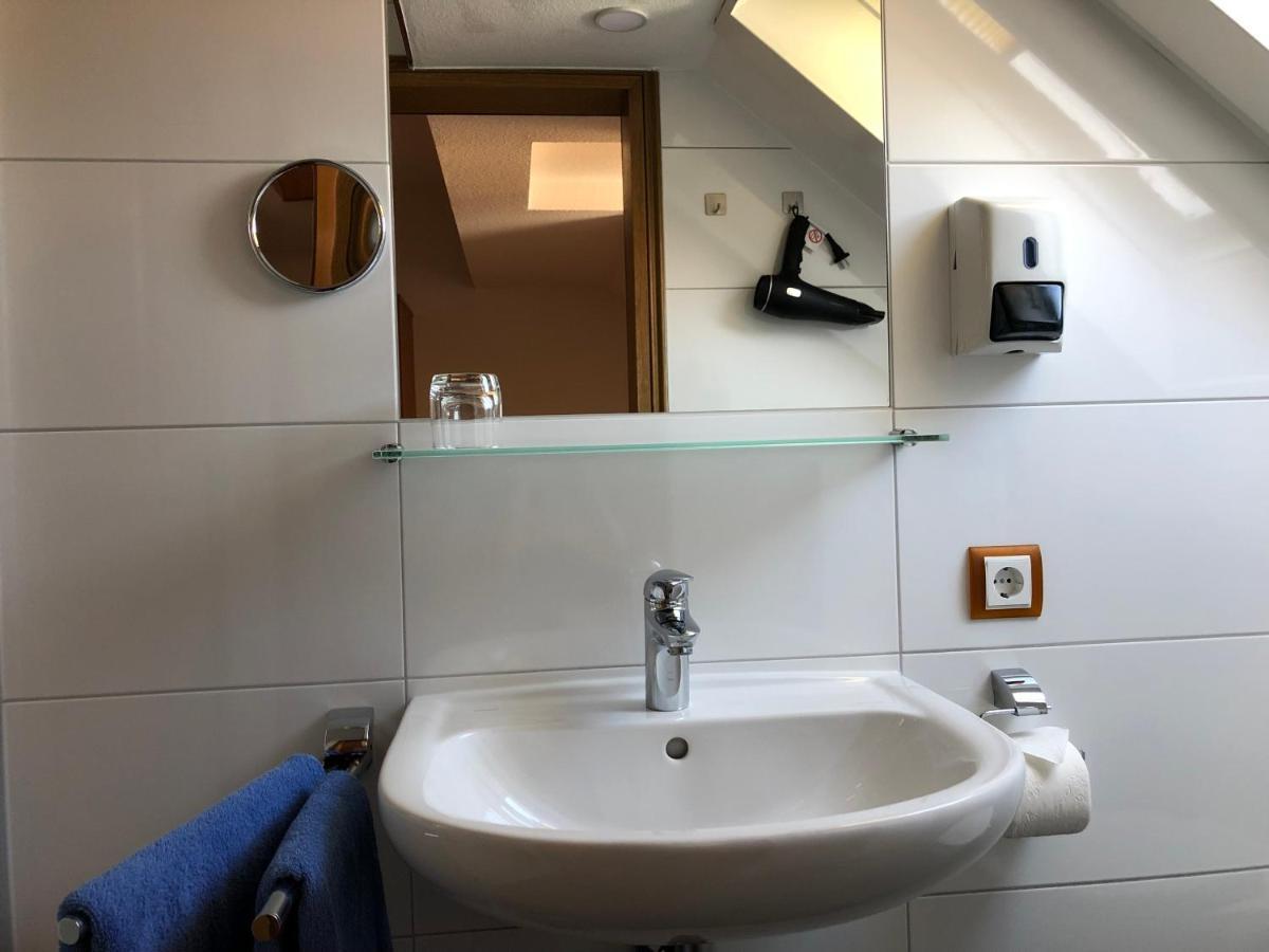 Gasthof Zum Schiff Obereisenheim Eksteriør bilde
