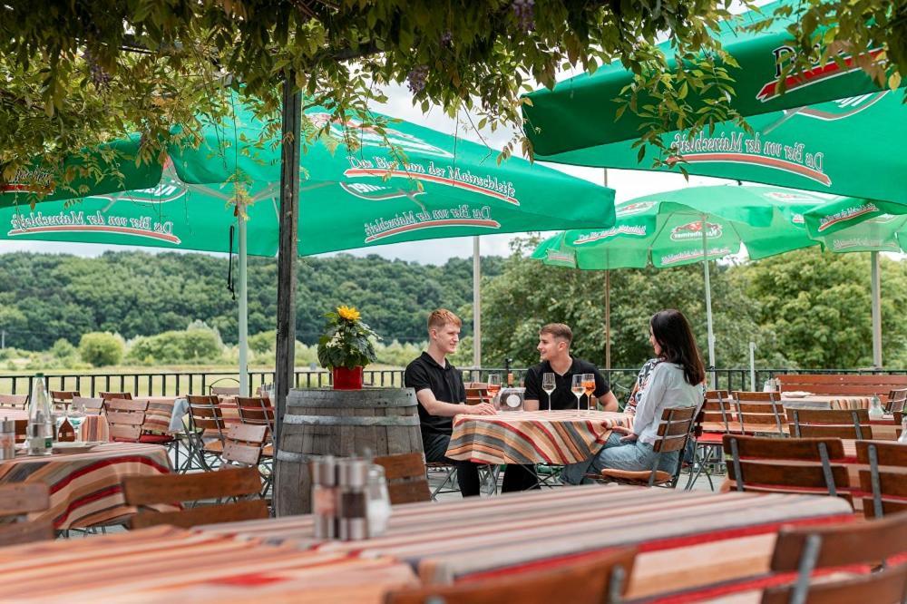 Gasthof Zum Schiff Obereisenheim Eksteriør bilde